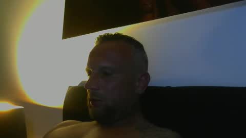 Snapshot of sence08 chatting on September 18, 5:15 pm sence08 online show from September 18, 5:15 pm