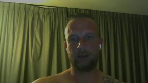 sence08 online show from April 2, 10:29 pm