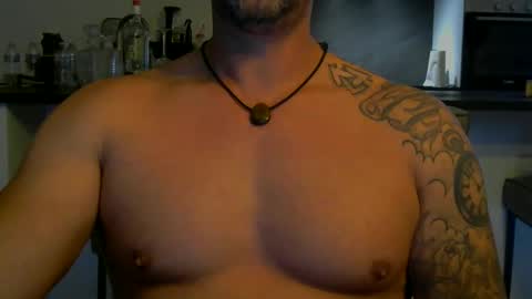 Snapshot of sence08 chatting on May 31, 5:20 pm sence08 online show from May 31, 5:20 pm