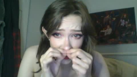 goddess esme  online show from February 15, 2:15 am