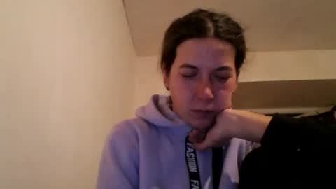 sendiarayl online show from February 10, 9:52 pm