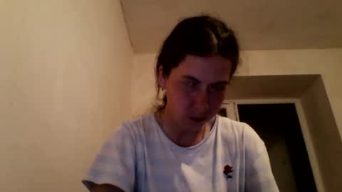 sendiarayl online show from April 7, 7:03 pm