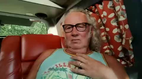 Snapshot of seniorfuntime1556 chatting on July 5, 7:10 pm Summiteer online show from July 5, 7:10 pm
