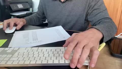 Snapshot of sens3439 chatting on October 14, 3:13 pm sens3439 online show from October 14, 3:13 pm