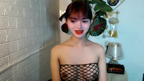 sensational_yeng online show from June 7, 4:33 pm