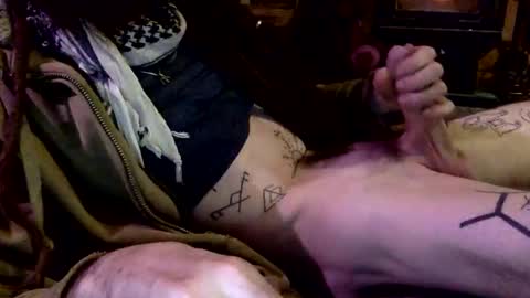 Snapshot of sensisubcei chatting on December 9, 5:40 am sensiswitch online show from December 9, 5:40 am