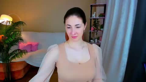 sensitiveheartt online show from October 16, 7:48 pm