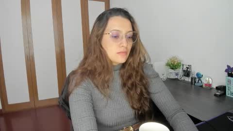 Samantha -  online show from September 23, 6:11 pm