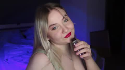 Ilona online show from May 21, 11:56 pm