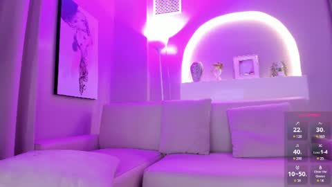 Snapshot of sensual_shanel chatting on June 25, 2:00 am sensual_shanel online show from June 25, 2:00 am