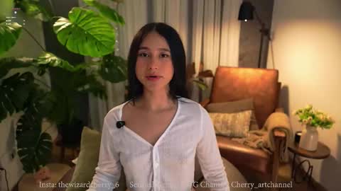 Maria- OF sensual bee online show from March 23, 12:14 am