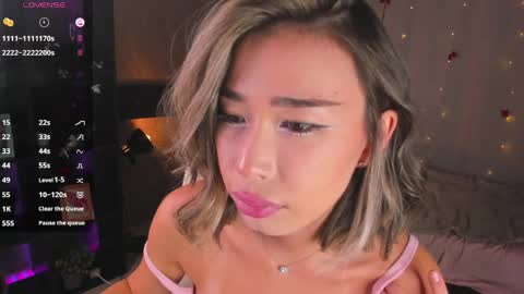 Kiki online show from May 6, 4:12 pm