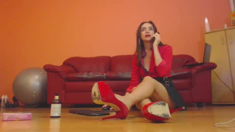 sensualmyra online show from December 6, 2:17 pm