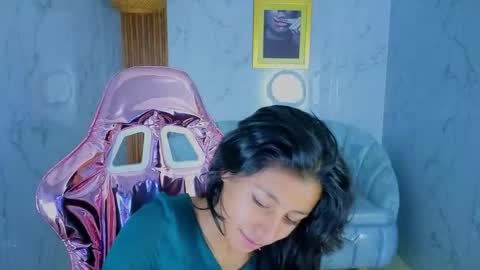 serabella_s online show from February 10, 1:26 pm