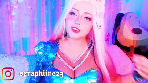 Snapshot of seraphine23_ chatting on January 27, 4:09 am seraphine online show from January 27, 4:09 am