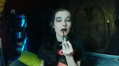 Snapshot of seraphinmunster chatting on April 8, 5:02 pm Seraphin Munster online show from April 8, 5:02 pm