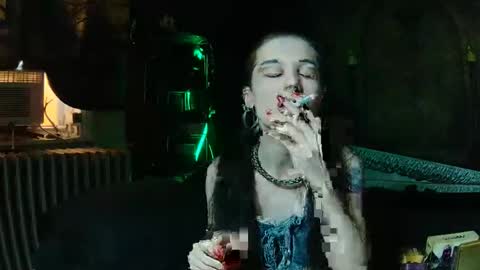 Snapshot of seraphinmunster chatting on May 29, 10:52 pm Seraphin Munster online show from May 29, 10:52 pm