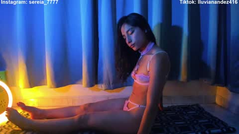 Snapshot of sereia_7777 chatting on January 15, 12:19 am sereia_7777 online show from January 15, 12:19 am