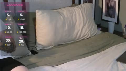 Snapshot of sereine chatting on February 13, 2:09 pm Sereine online show from February 13, 2:09 pm