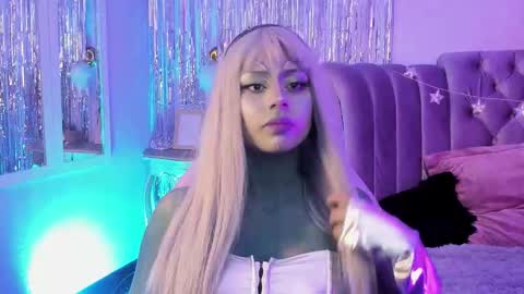 Seren  Follow me online show from November 1, 3:19 am