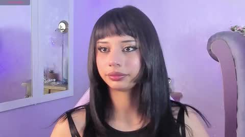 Seren  Follow me online show from November 19, 2:44 am