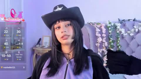 Seren  Follow me online show from November 20, 2:34 am