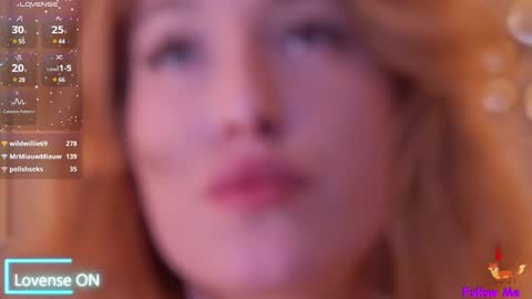 Snapshot of serena_bennet chatting on January 17, 11:51 pm Serena online show from January 17, 11:51 pm