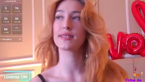 Snapshot of serena_bennet chatting on February 19, 5:38 pm Serena online show from February 19, 5:38 pm