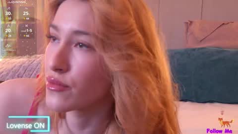 Snapshot of serena_bennet chatting on February 20, 10:15 pm Serena online show from February 20, 10:15 pm