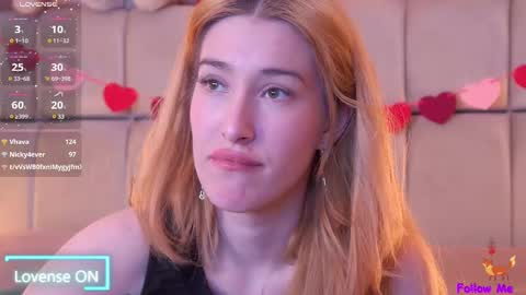 Snapshot of serena_bennet chatting on February 21, 11:43 pm Serena online show from February 21, 11:43 pm