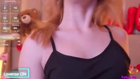 Snapshot of serena_bennet chatting on February 23, 5:29 pm Serena online show from February 23, 5:29 pm