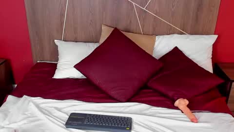 serena_parker online show from July 15, 7:24 am