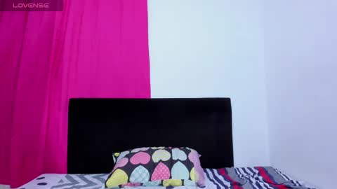 Snapshot of serena_william1 chatting on February 8, 6:06 am Serena William online show from February 8, 6:06 am