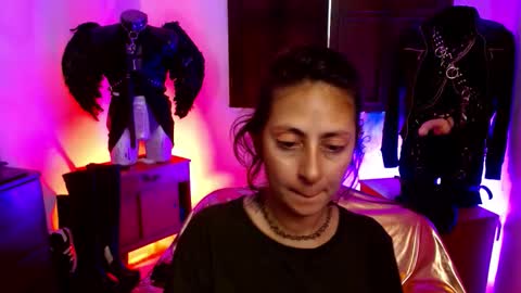 Serena Xyz online show from September 17, 7:15 pm