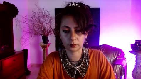 Serena Xyz online show from October 7, 6:49 pm