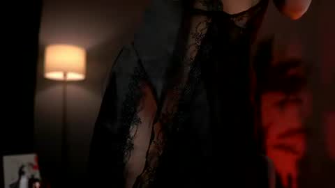 SerenaGrant online show from July 22, 5:38 pm