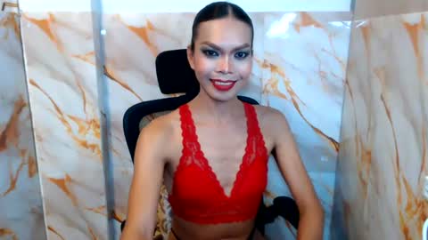 Snapshot of serenamarqueza chatting on June 24, 5:56 pm Sam online show from June 24, 5:56 pm