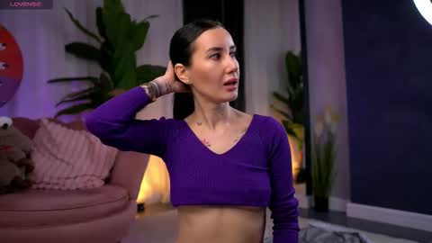 Snapshot of serenavelour chatting on November 14, 11:09 am Serena online show from November 14, 11:09 am