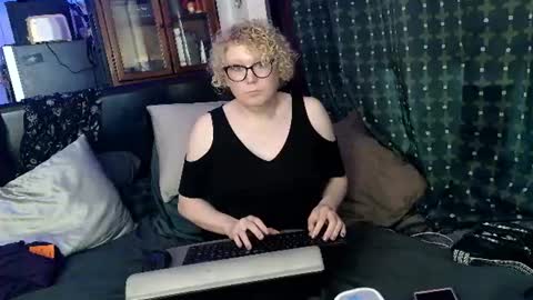 Lady Acedia online show from June 19, 12:15 am