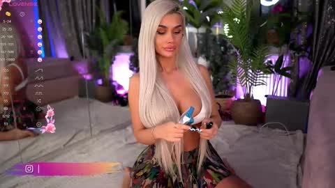Serene Sophiex online show from March 11, 1:59 am