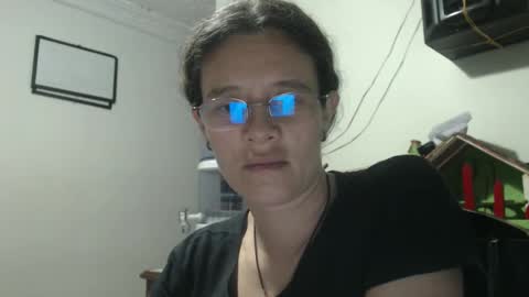sereneclarks_ online show from January 5, 12:52 am