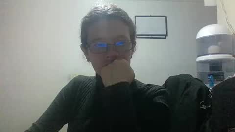 sereneclarks_ online show from February 4, 1:56 am