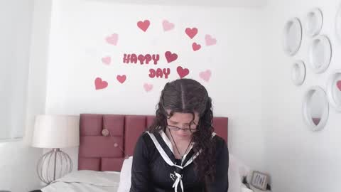 sereneclarks_ online show from February 15, 6:44 pm
