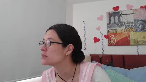 sereneclarks_ online show from September 13, 1:00 pm