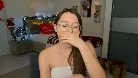 Ophelia online show from January 13, 1:06 pm