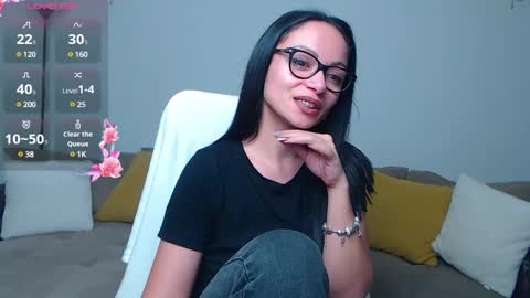 SereneSophi online show from December 20, 3:58 am