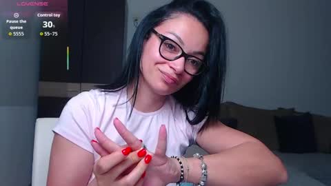 SereneSophi online show from June 4, 2:39 am