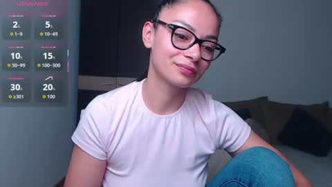 SereneSophi online show from June 19, 3:11 am