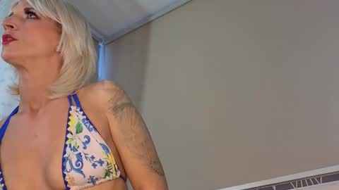 serenexx  your MILF online show from February 13, 7:48 am
