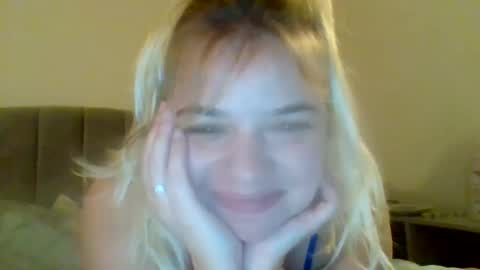 Snapshot of serenity9378 chatting on September 26, 9:08 pm serenity9378 online show from September 26, 9:08 pm